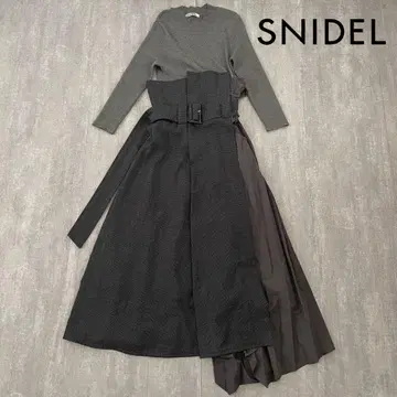 SNIDEL 마테리얼 도킹 니트 원피스