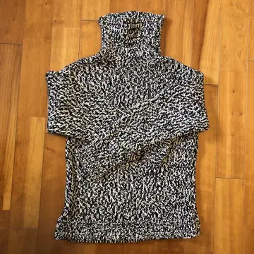 A.P.C. 니트 터틀넥 M 블랙 화이트