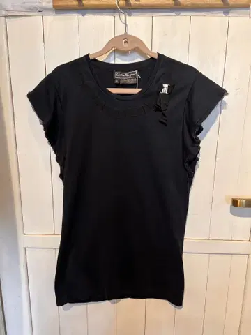 Salvatore Ferragamo 블랙 T셔츠 S사이즈