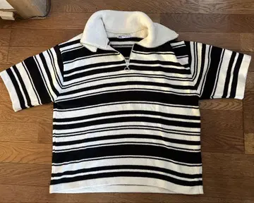 ZARA 화이트 블랙 스트라이프 하프 지퍼 니트 EUR M