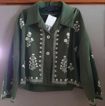 [새상품] ZARA 자수 밀리터리 자켓