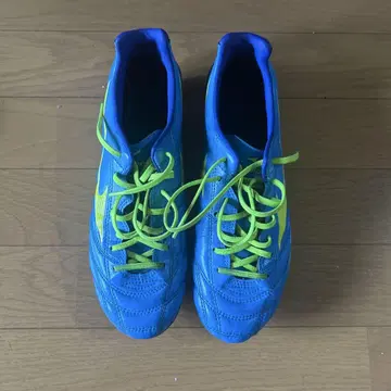 모나르시다 축구 스파이크