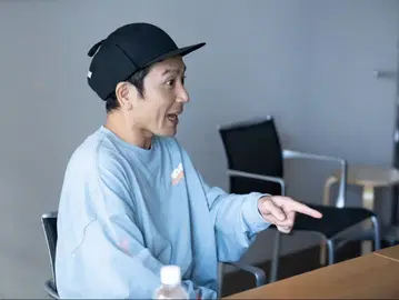 MAG HUONE 안아주고 싶어 로우루 셔츠 (스카이블루)
