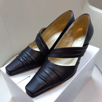 일본제 천연 가죽 missy des missy 블랙 하이힐 23cm