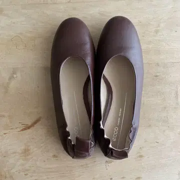 에코 ECCO ANINE Ballerina 펌프스 플랫 24