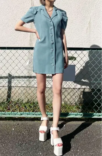 EMODA 오픈 카라 셔츠 원피스