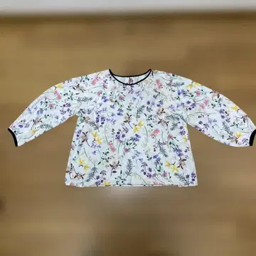 Judy 꽃무늬 오부 소매 튜닉