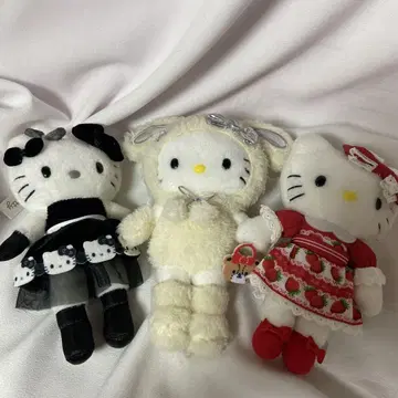 헬로키티전 한정판 마스코트 신상품 눈토끼 딸기 드레스 흑백 드레스