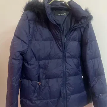 CECIL McBEE 후드 부착 다운 자켓