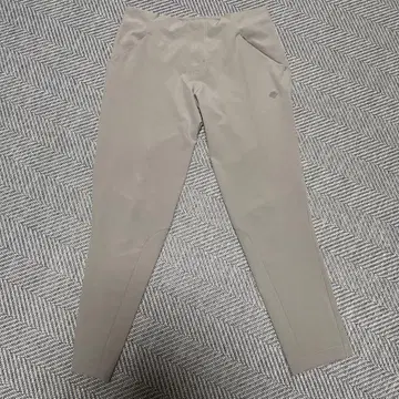 DESCENTE 슬림핏 조거 팬츠