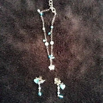 블루 계열 비즈 팔찌와 귀걸이 세트