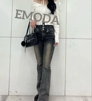EMODA 맥시 하이웨스트 플레어 팬츠 블랙