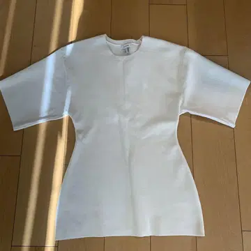 H&M 화이트 반팔 니트