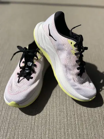 [ 23.5cm ] HOKA 린콘4