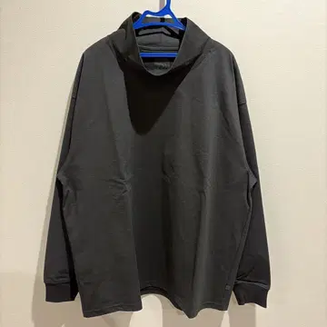 다이와 피어39 하이넥 블랙 긴팔 티셔츠