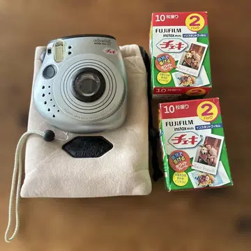 FUJIFILM instax mini 20 카메라와 필름 2팩