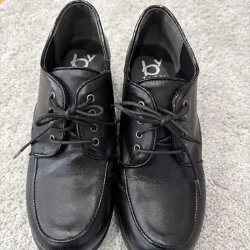 키다리 아저씨 블랙 가죽 레이스업 슈즈
