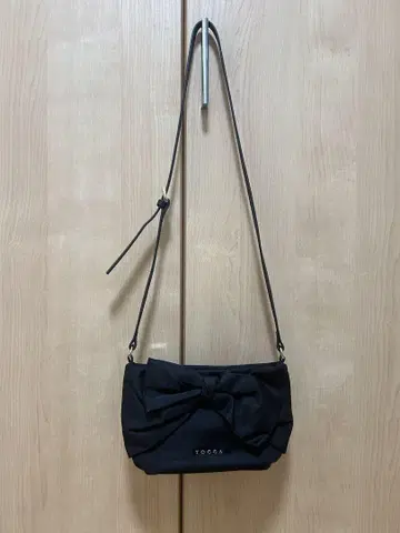TOCCA 리본 포함 숄더백 블랙