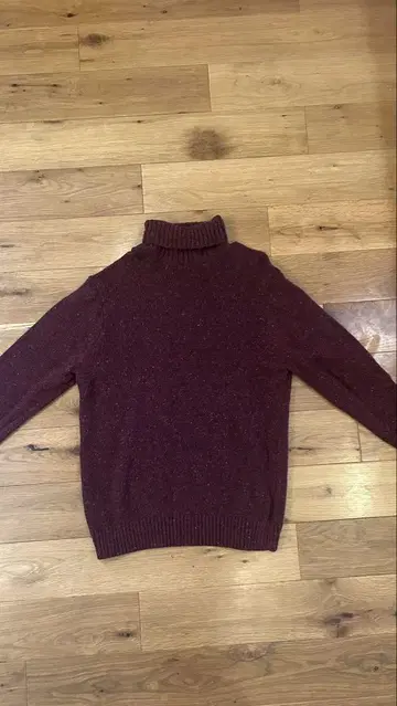 ZARA 버건디 터틀넥 니트 L
