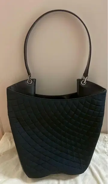 [ 미사용 ] BALLY 발리 퀼팅 가죽 핸드백 토트백