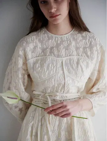르쉘블루 Sheer Jacquard Corset Top