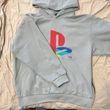 GU PlayStation 로고 후드티