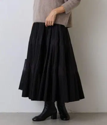 BEARDSLEY 플리츠 캉캉 스커트 블랙 클리닝 완료