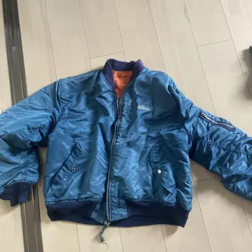 ALPHA INDUSTRIES MA-1 자켓 네이비