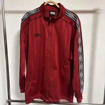 UMBRO 레드 집업 저지
