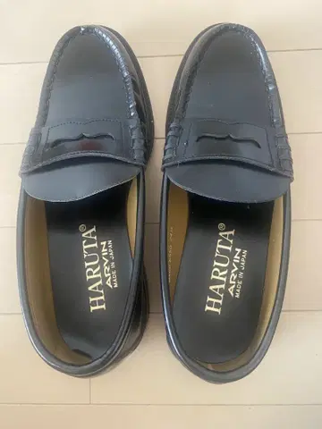 HARUTA 블랙 로퍼