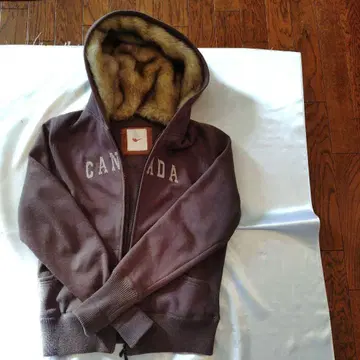 CANADA GOOSE 브라운 퍼 후드티 여성용