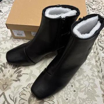 Vivian 스퀘어 숏부츠 블랙 L 사이즈 새상품