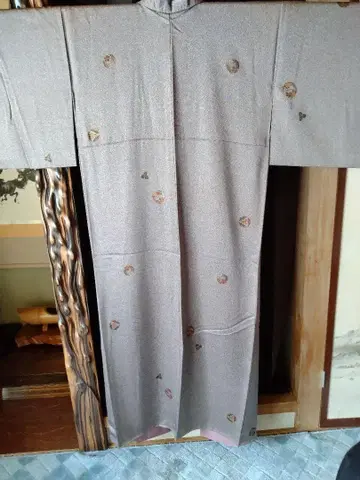 연보라 꽃무늬 자수 호몬기