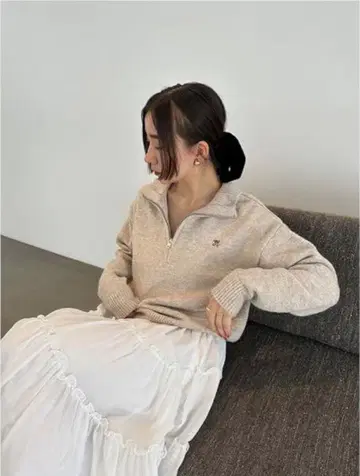 snidel 하프 지퍼 니트 풀오버 베이지