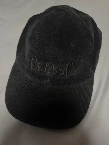 BlessU 캡