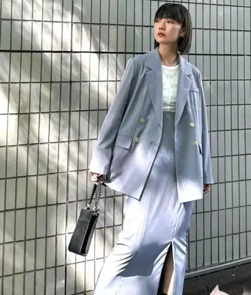 OVER JACKET WITH SUSPENDER SKIRT ameri