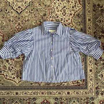 ZARA 스트라이프 패턴 반팔 셔츠 M 크롭 기장