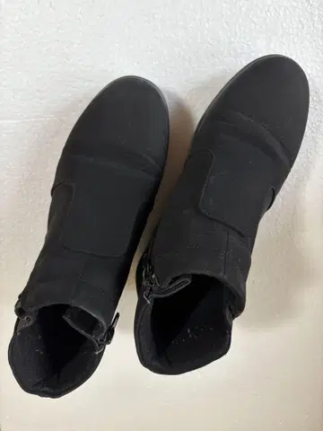블랙 지퍼 부츠