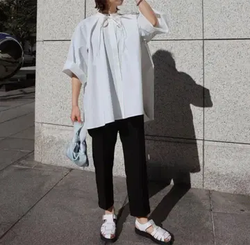 새상품! machatt 리본 턱 블라우스 화이트 택 포함 화이트