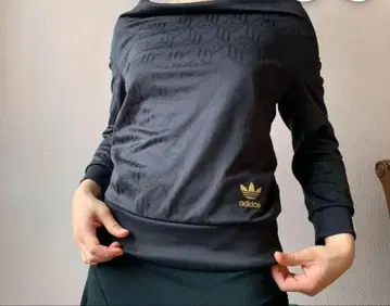 레어 빈티지 아디다스 오프숄더 상의 올 패턴 트레포일