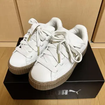 PUMA FENTY 화이트 스니커즈