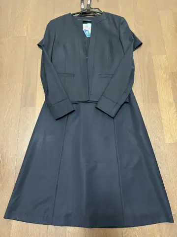 theory luxe executive 셋업