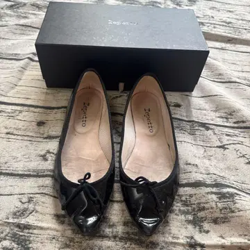 Repetto 블랙 플랫슈즈 38