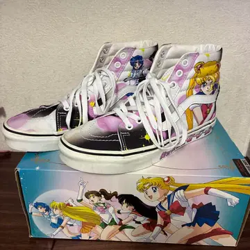 VANS 세일러문 스니커즈