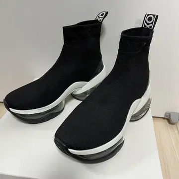 마이클코어스 니트 부츠