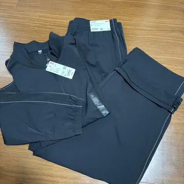 [새상품] UNIQLO 울트라 스트레치 액티브 트랙 자켓 팬츠 세트