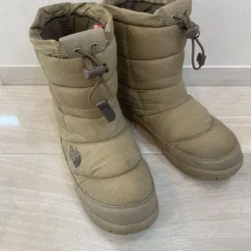 THE NORTH FACE 베이지 부츠 눕시?