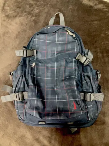 EastBoy 네이비 체크 무늬 백팩