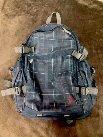 EastBoy 네이비 체크 무늬 백팩