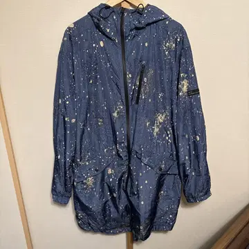 URBAN OUTFITTERS 바람막이 M 사이즈 ( L 사이즈 상당 )